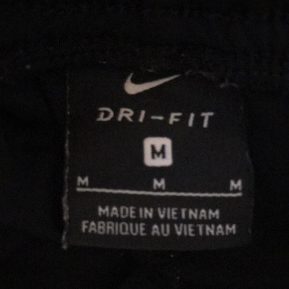 Kids medium dry fit Nike sweatpants - Picture 3 of 3